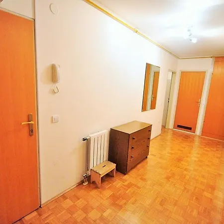 Center Neubergerjeva Apartman Ljubljana